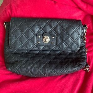 COPY - Marc Jacobs the large single purse!